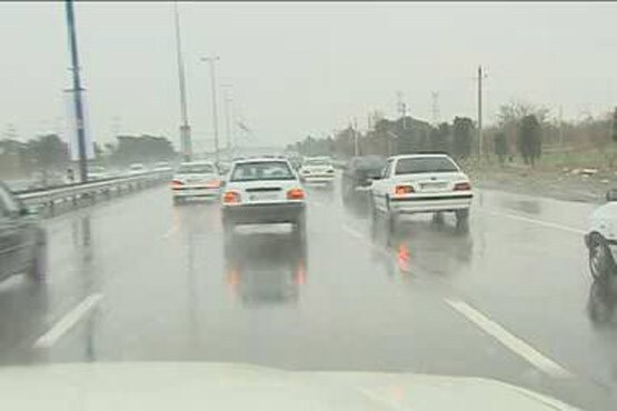 جاده کرج - چالوس لغزنده است؛ رانندگان احتیاط کنند