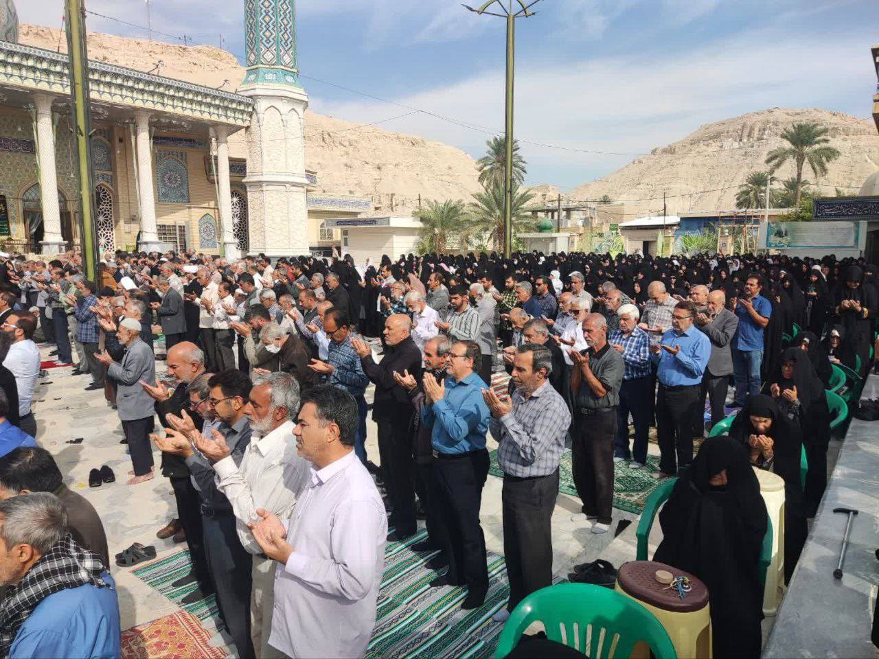 اقامه نماز باران در لارستان