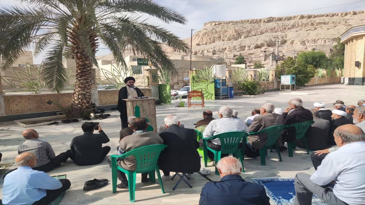 اقامه نماز باران در لارستان به روایت تصاویر