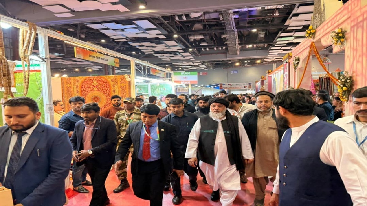 باشگاه خبرنگاران -بازدید وزیر صنعت و تجارت طالبان  از نمایشگاه بین‌المللی پراگتی میدان در دهلی + فیلم