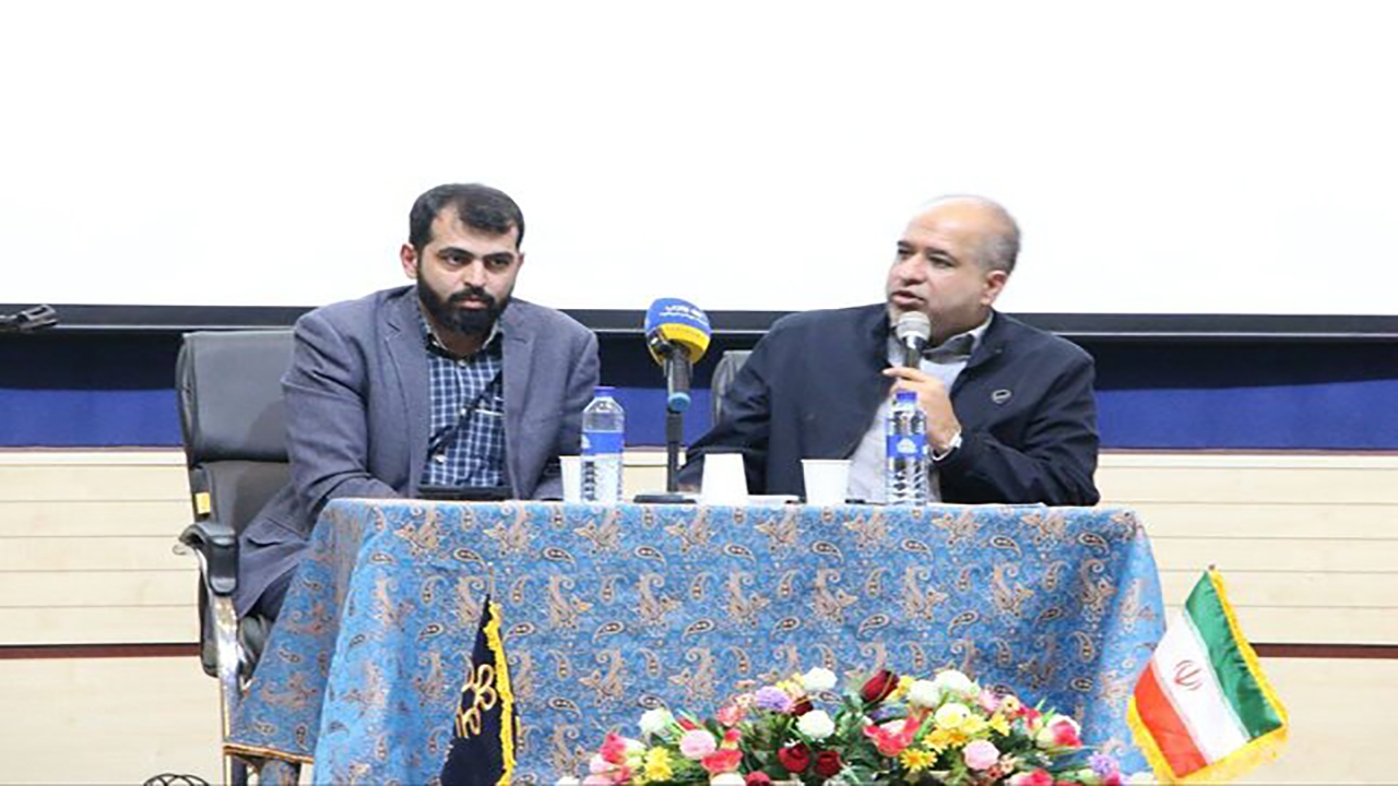خضریان: بانک آینده ۳۵۰ همت به بانک مرکزی بدهکار بود/ نجابت: انحلال بانک آینده با ایجاد سپر حفاظتی برای سپرده‌گذاران