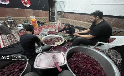 ایستگاه صلواتی و نمایشگاه تجسمی ایام فاطمیه در  رشت + تصاویر