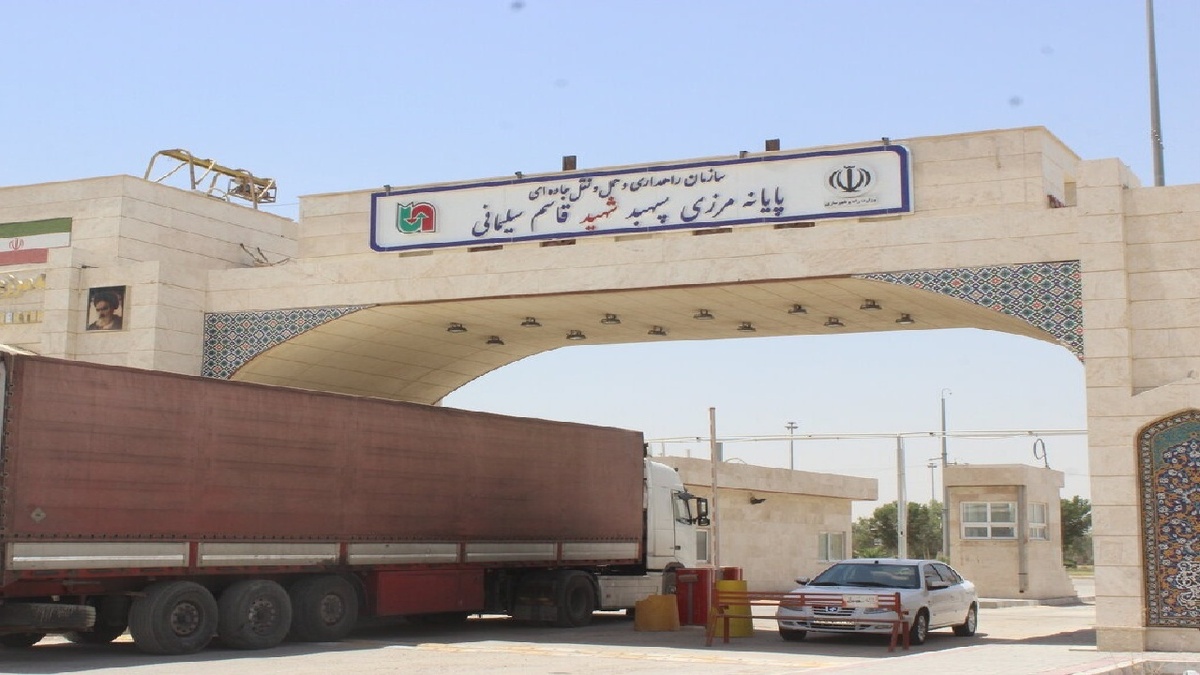 باشگاه خبرنگاران -۸۸۶ میلیون دلار کالا از مرز مهران صادر شد