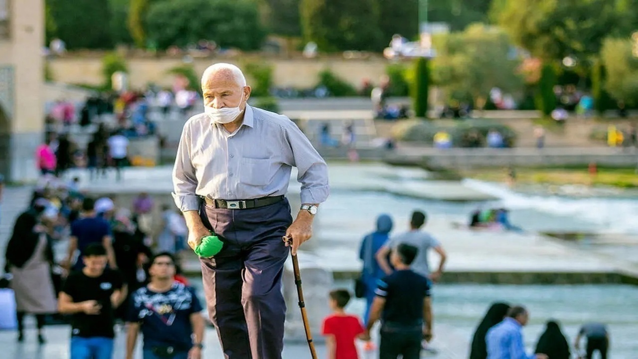 بازنشستگان وزارت راه و شهرسازی در انتظار متناسب سازی حقوق