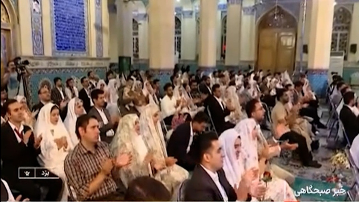 جشن ازدواج ۲۵۰ زوج دانشجو در دانشگاه تهران + فیلم