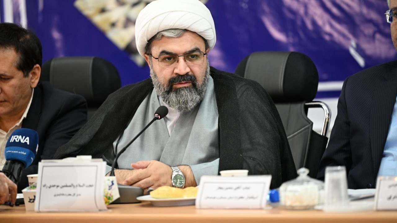 مرز باید فرصت باشد نه تهدید / تفویض اختیار به استانداران برای بهره‌گیری از ظرفیت‌های مرزی ضروری است