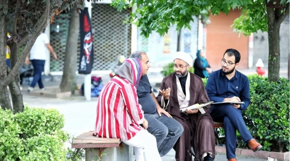 هجمه به روحانیت؛ تلاشی سازمان&zwnj;یافته برای شکستن پیوند ایمان و مردم
