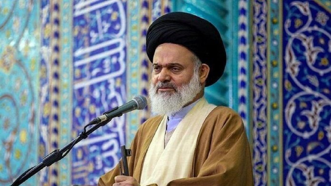 دشمن امروز با برهنگی و بی‌قیدی حمله می‌کند