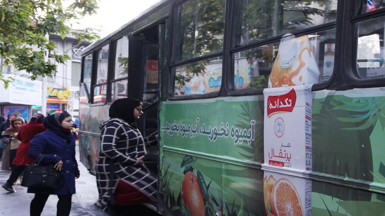 گلایه مسافران از عدم امکان پرداخت الکترونیکی در حمل و نقل عمومی شهرقدس