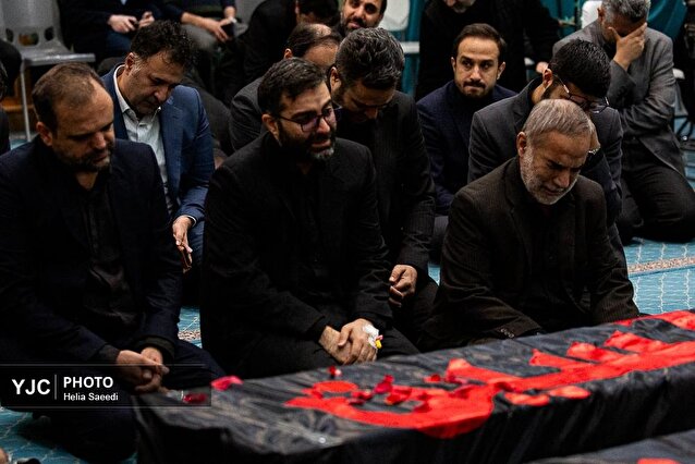 تشییع پیکر همسر و فرزند معاون رئیس جمهور