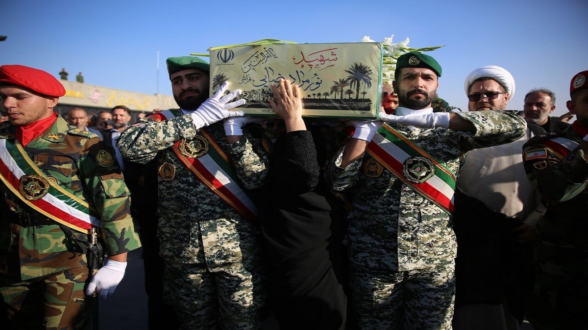 باشگاه خبرنگاران -ورود پیکر مطهر شهید نورمراد رضایی پس از ۳۹ سال انتظار به کرمانشاه