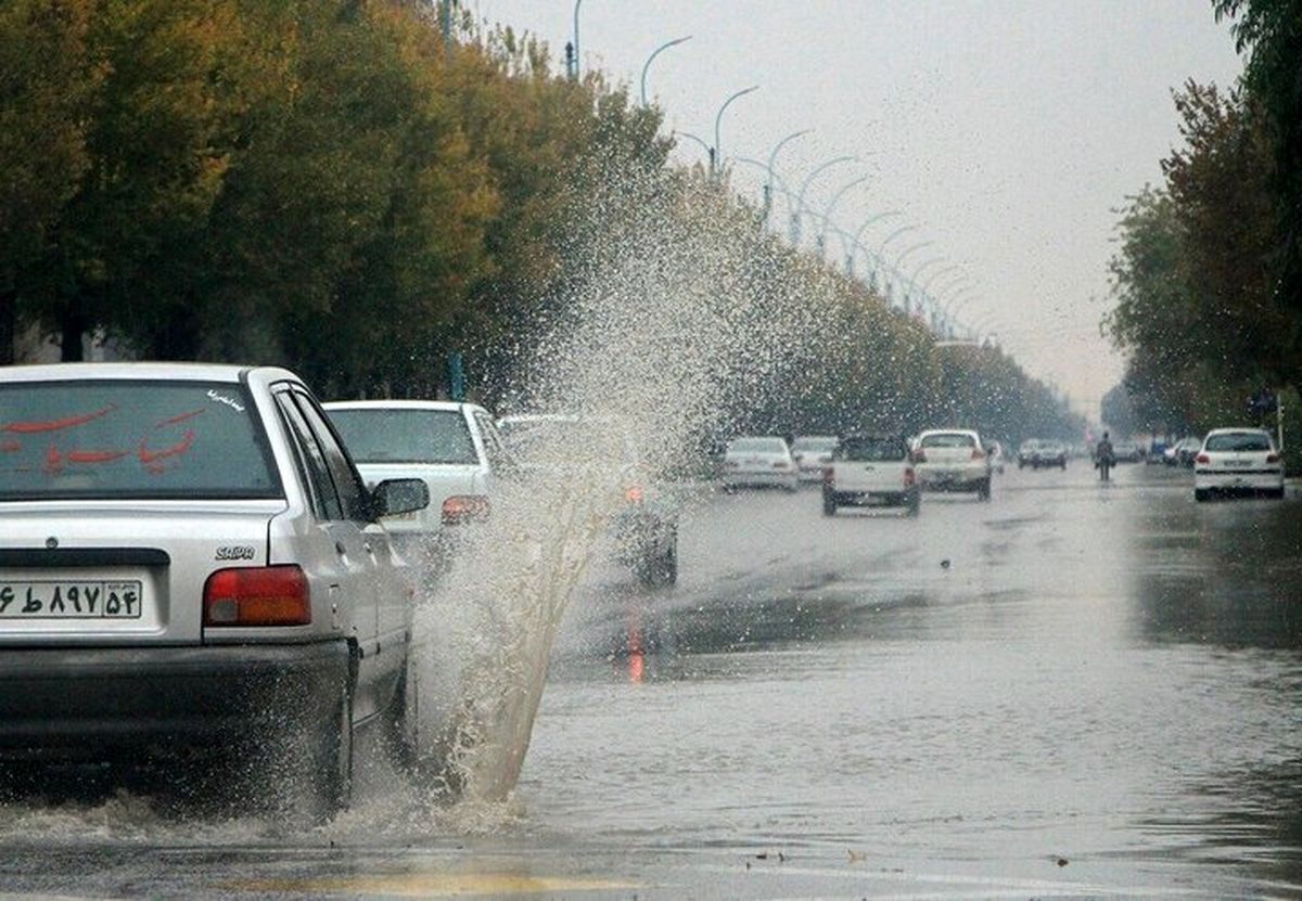 هشدار سطح زرد در فارس/ بارش‌های رگباری و احتمال صاعقه در جنوب استان