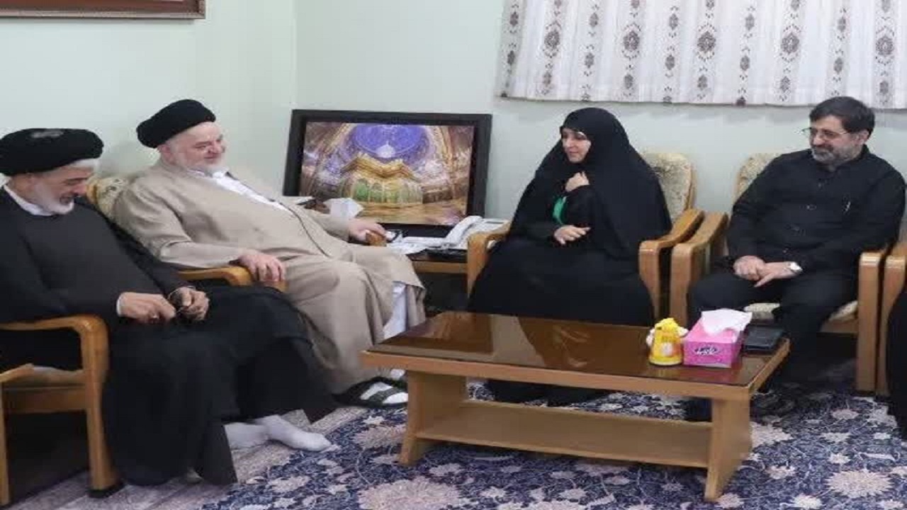 دیدار معاون امور خانواده رئیس‌جمهور با نماینده آیت الله سیستانی در قم