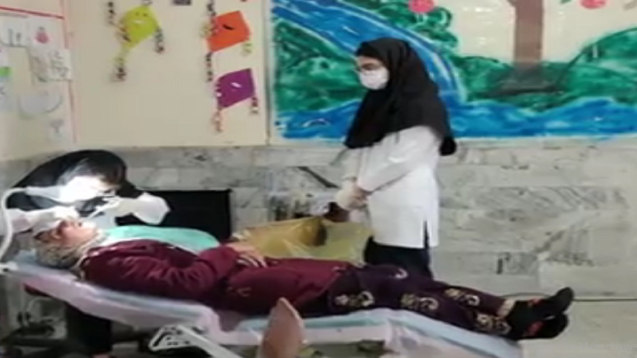 خدمت جهادگران سفیدپوش در روستای مرزی