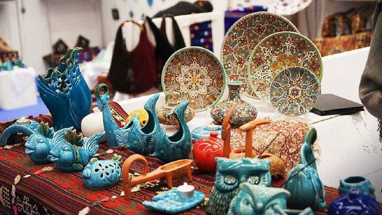 افتتاح چهارمین نمایشگاه تخصصی صنایع‌دستی با حضور سخنگوی دولت در یزد