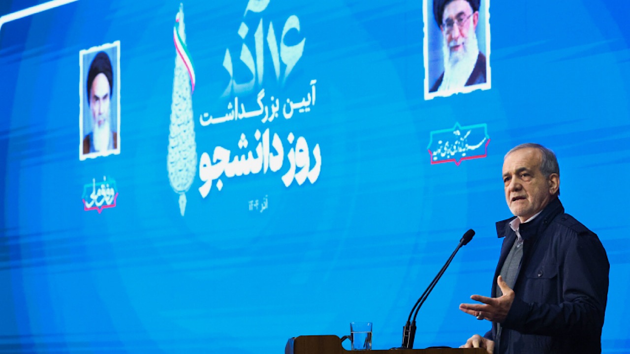 پزشکیان: یک حرف می‌زنیم و جور دیگر عمل می‌کنیم، این ناترازی است