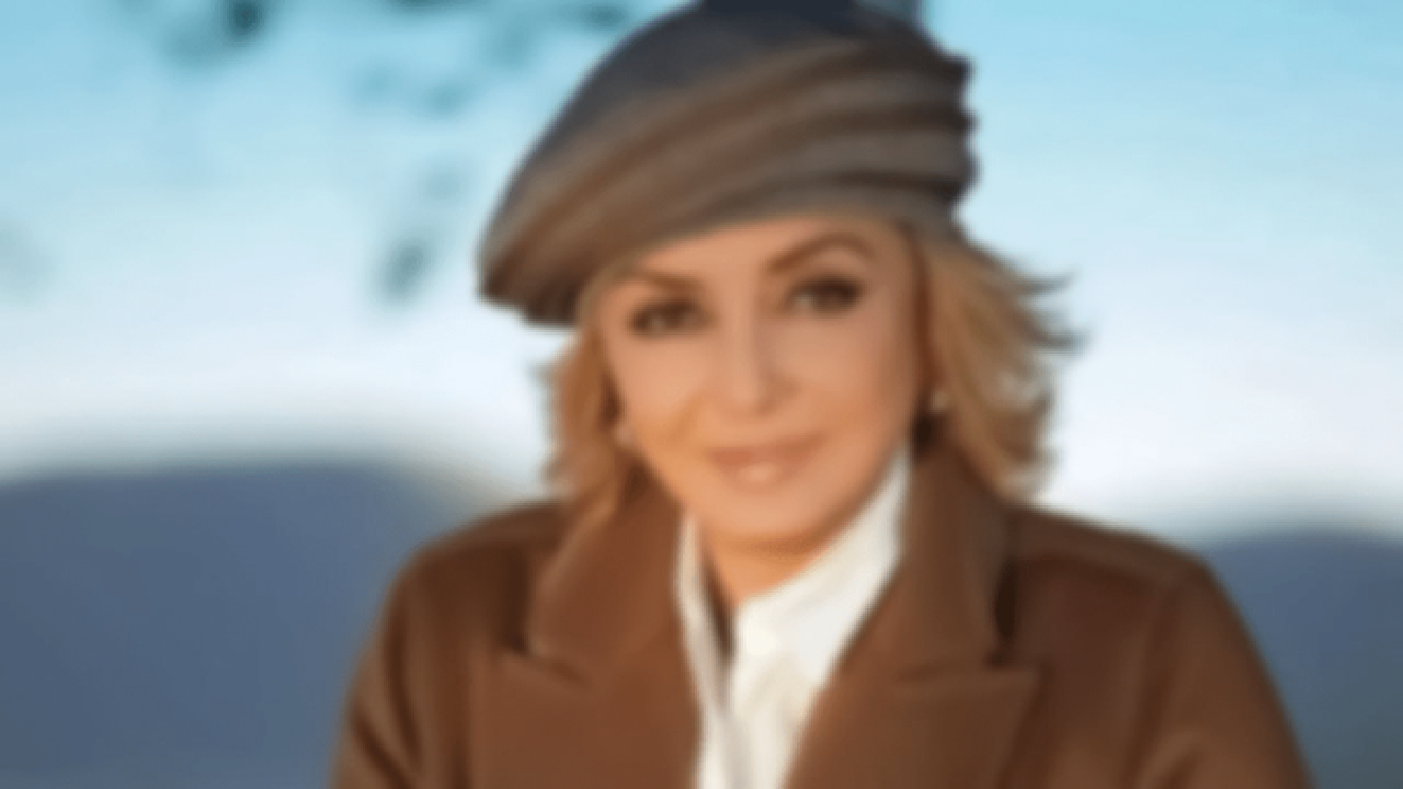 خواننده لس‌آنجلسی، ناتوانی از خواندن را برای ضد انقلاب فاکتور کرد