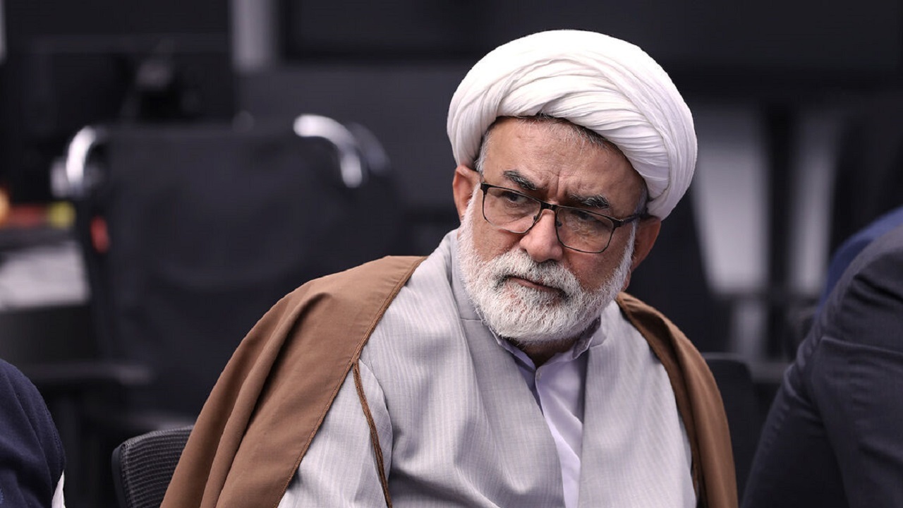 پالایشگاه‌های آدیش و سیراف تا آخر سال وارد مدار تولید بنزین می‌شوند