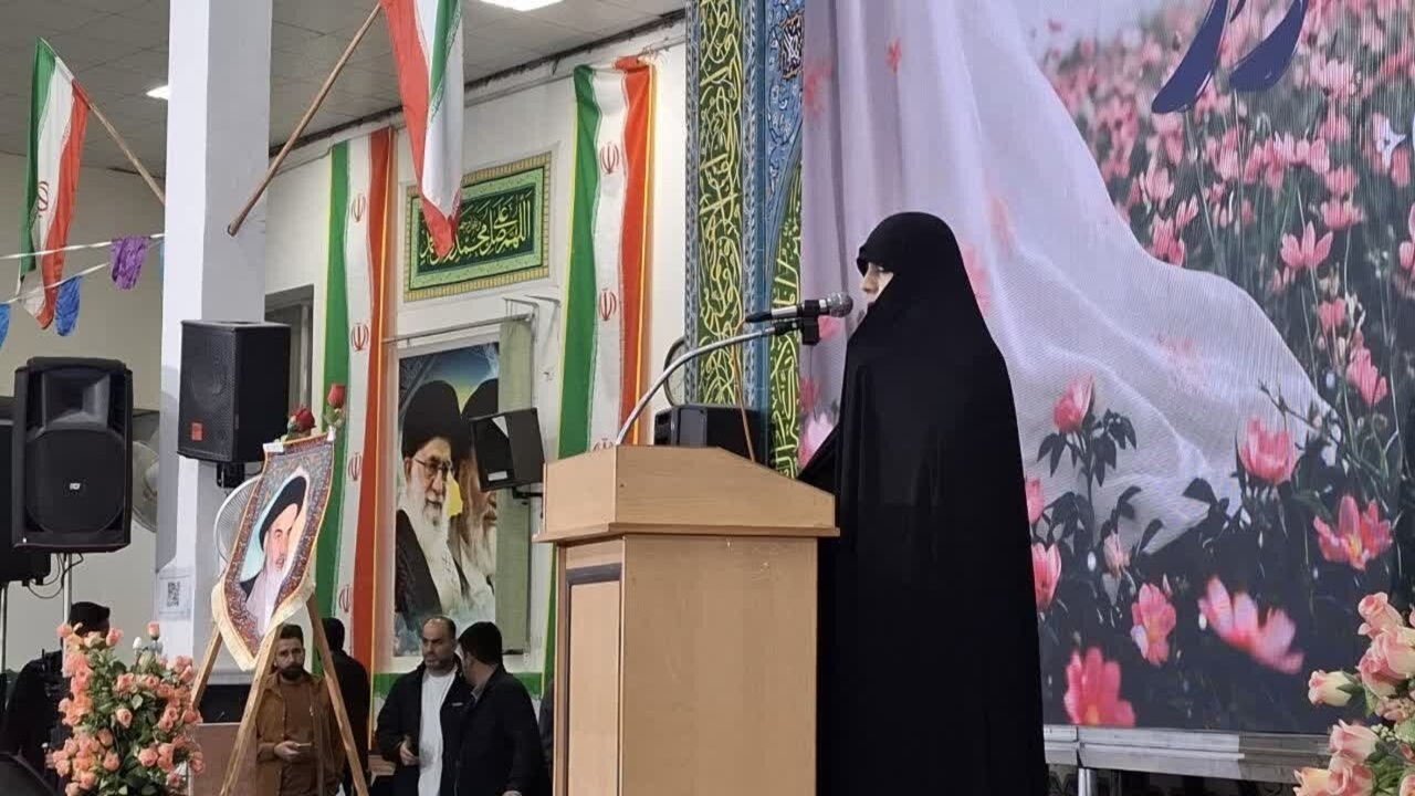 برگزاری همایش بزرگ بانوان مثلِ زهرا (س)، استوار در آران و بیدگل + فیلم