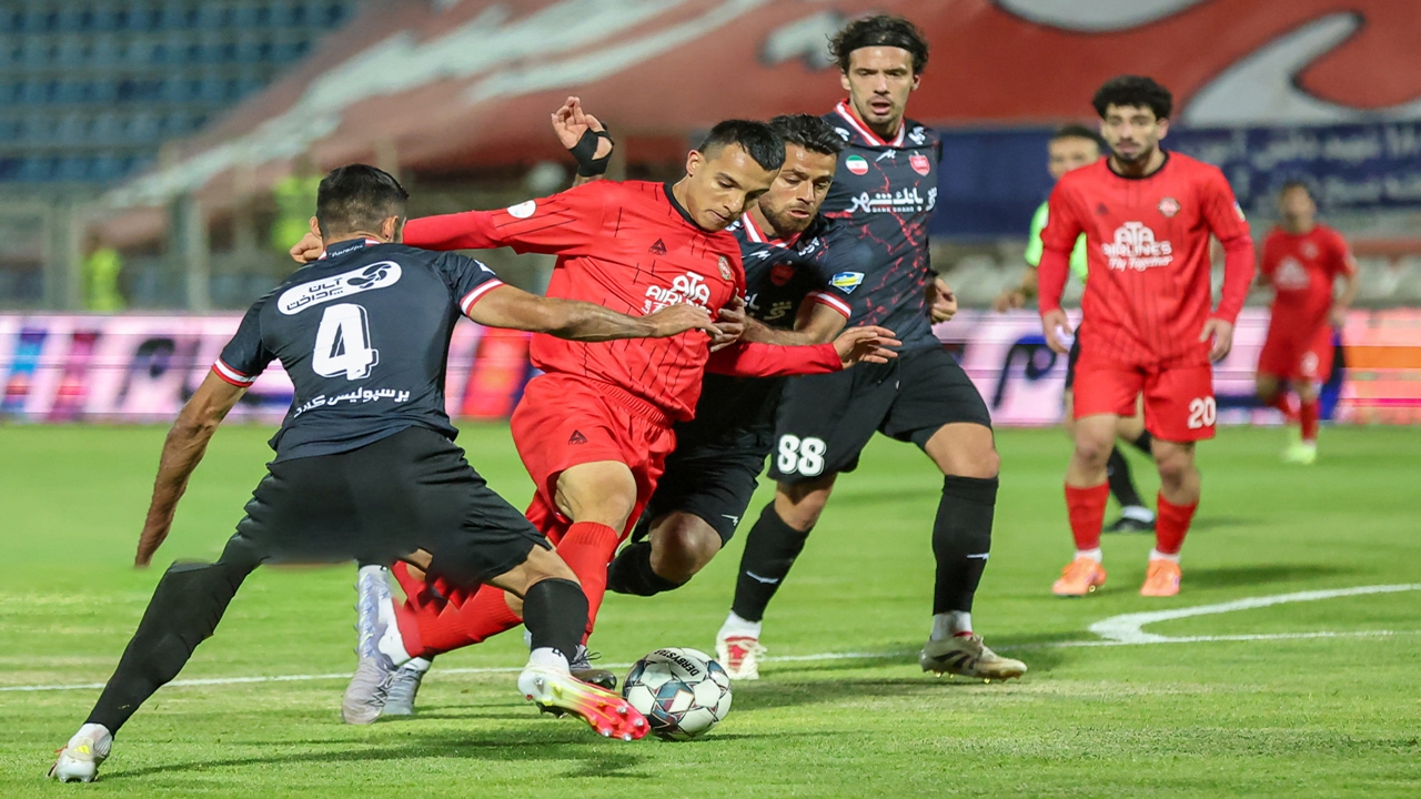 داور بازی تراکتور و پرسپولیس مشخص شد