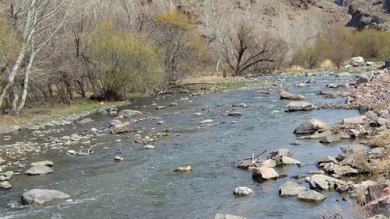اخذ سند مالکیت برای ۲۵۶ هکتار از اراضی بستر رودخانه‌های اردبیل