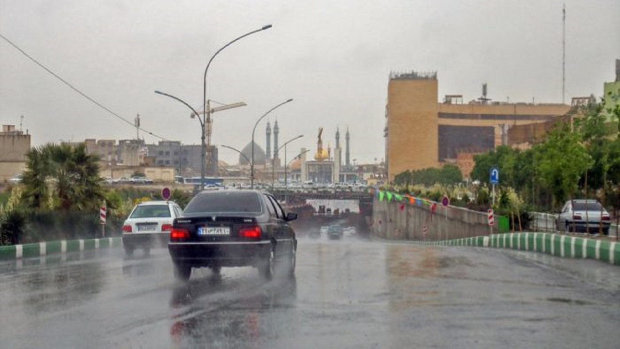 شهرداری قم با آغاز بارش‌ها در آماده باش کامل قرار دارد