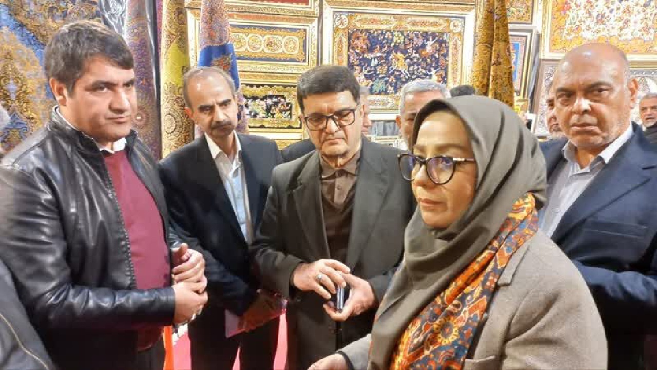 ۸۰ درصد از فرش دستباف ایرانی توسط زنان بافته می‌شود
