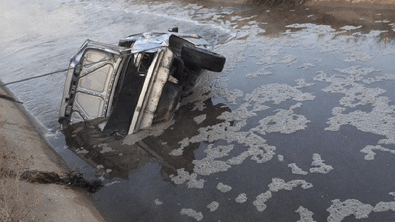 سقوط خودرو به کانال آب در اندیمشک ۲ فوتی برجای گذاشت