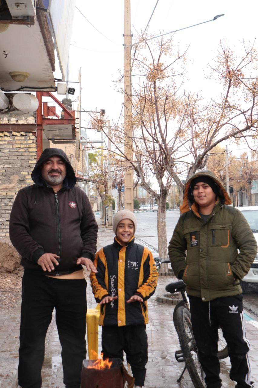 قابی خاطره انگیز از جمعه بارانی انابد + عکس