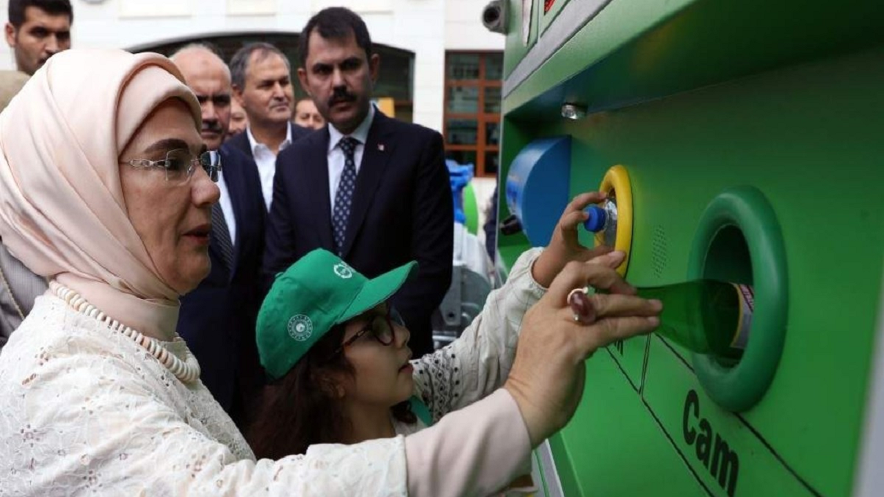 ترکیه می‌خواست کشوری «بدون زباله» باشد، اما به زباله‌دان اروپا تبدیل شد