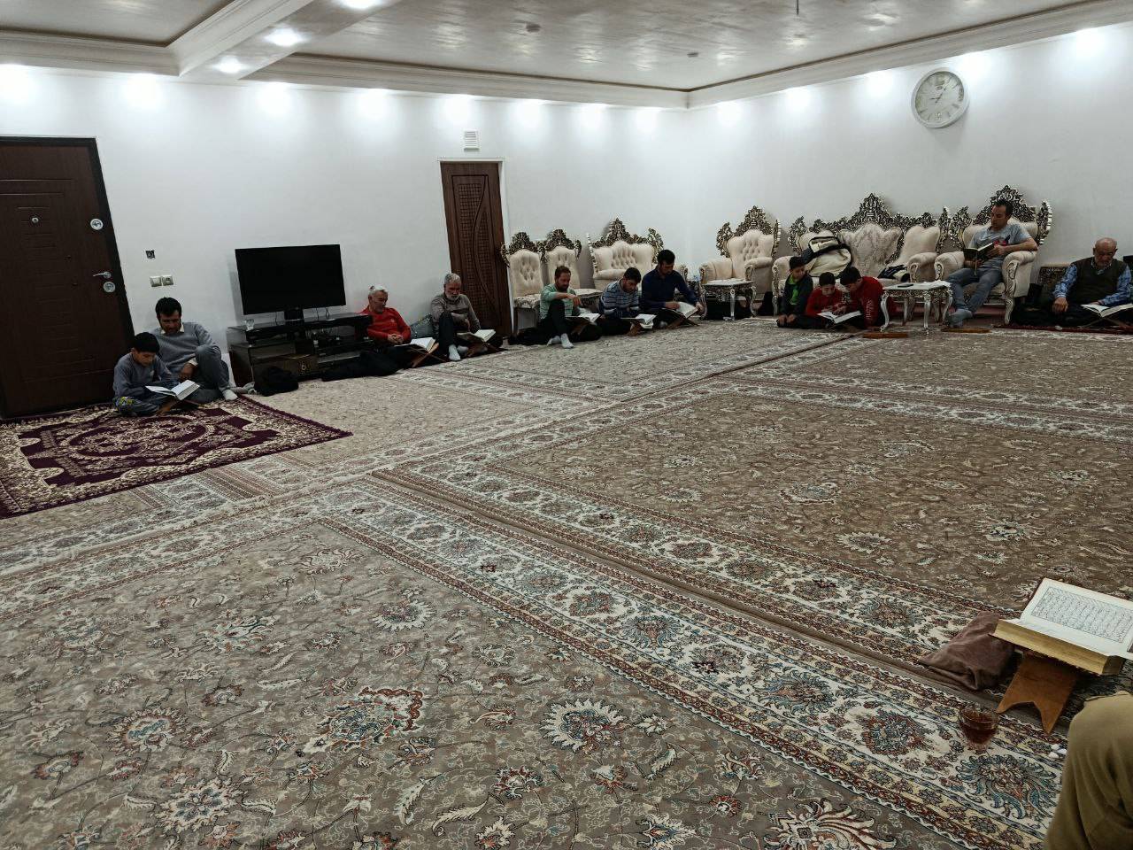 صدای دلنشین قرآن کریم در روستای توآباد پیچید