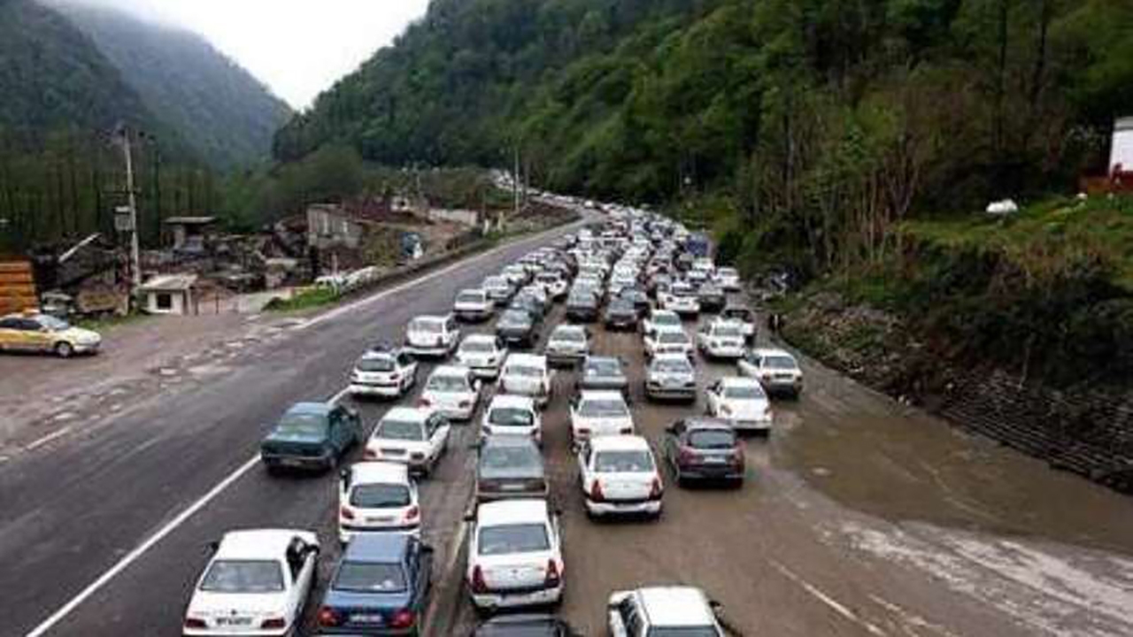 ترافیک سنگین در جاده‌های کشور/ احتمال اعمال محدودیت تردد در محور‌های شمالی وجود دارد