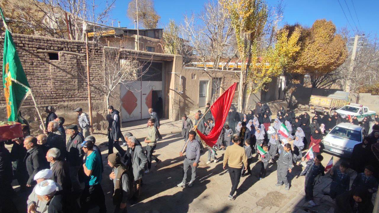گزارش تصویری از مراسم تشییع پیکر شهدای گمنام روستای گردشگری توآباد در ایام فاطمیه