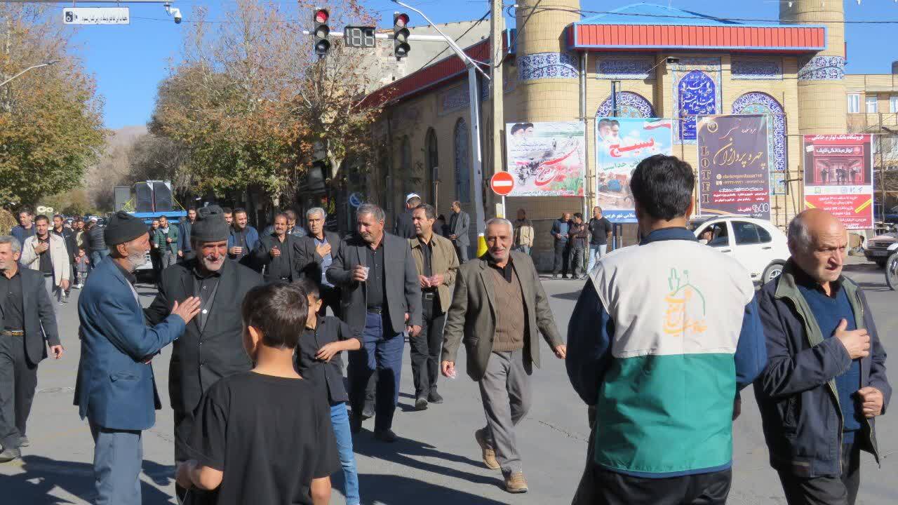 مراسم توزیع احسان به مناسبت شهادت حضرت فاطمه زهرا(س)
