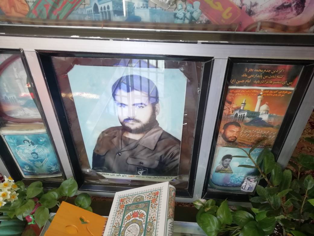 گزارش تصویری از آرامگاه شهید بی سری در شیراز که قبل از شهادت مزار خود را آماده کرده بود