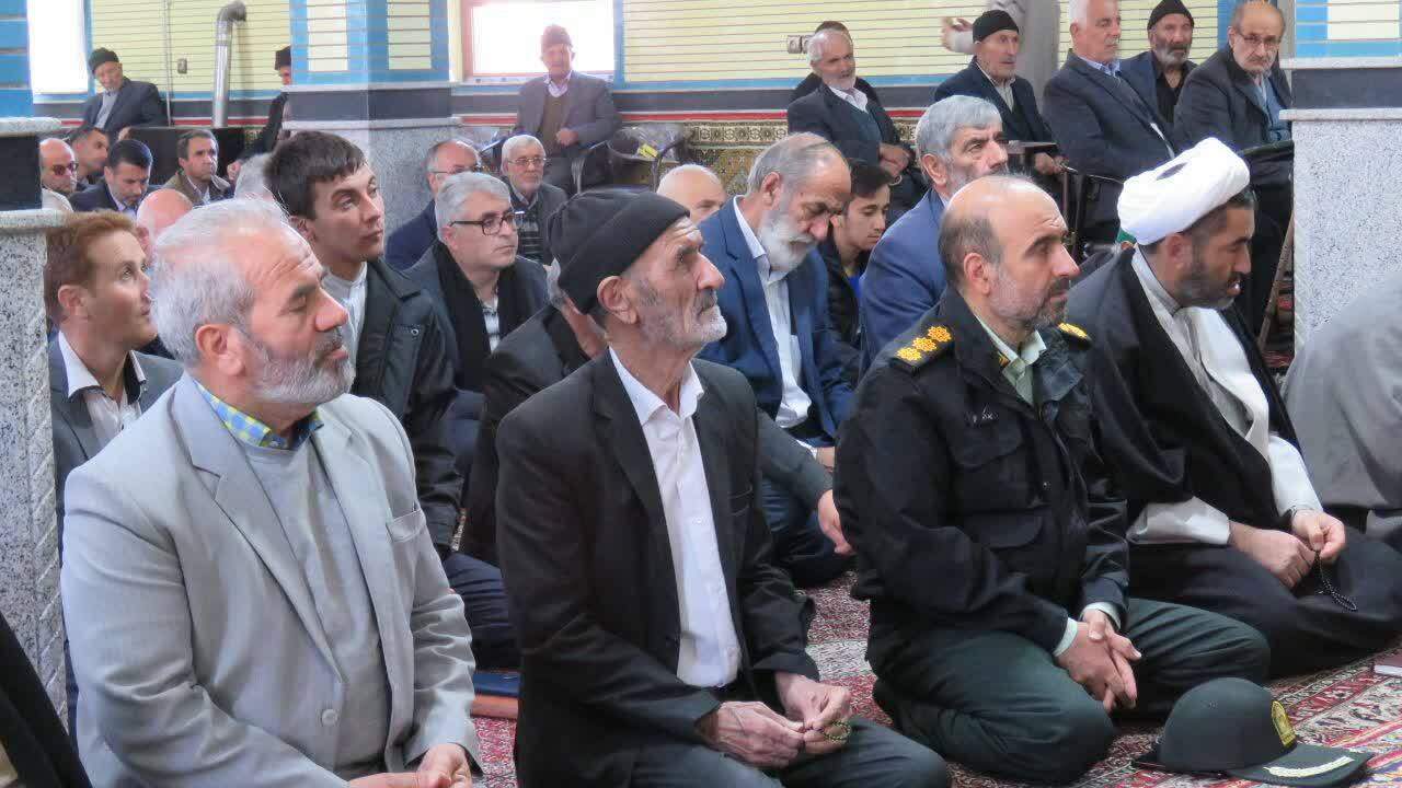 برپایی نماز جمعه