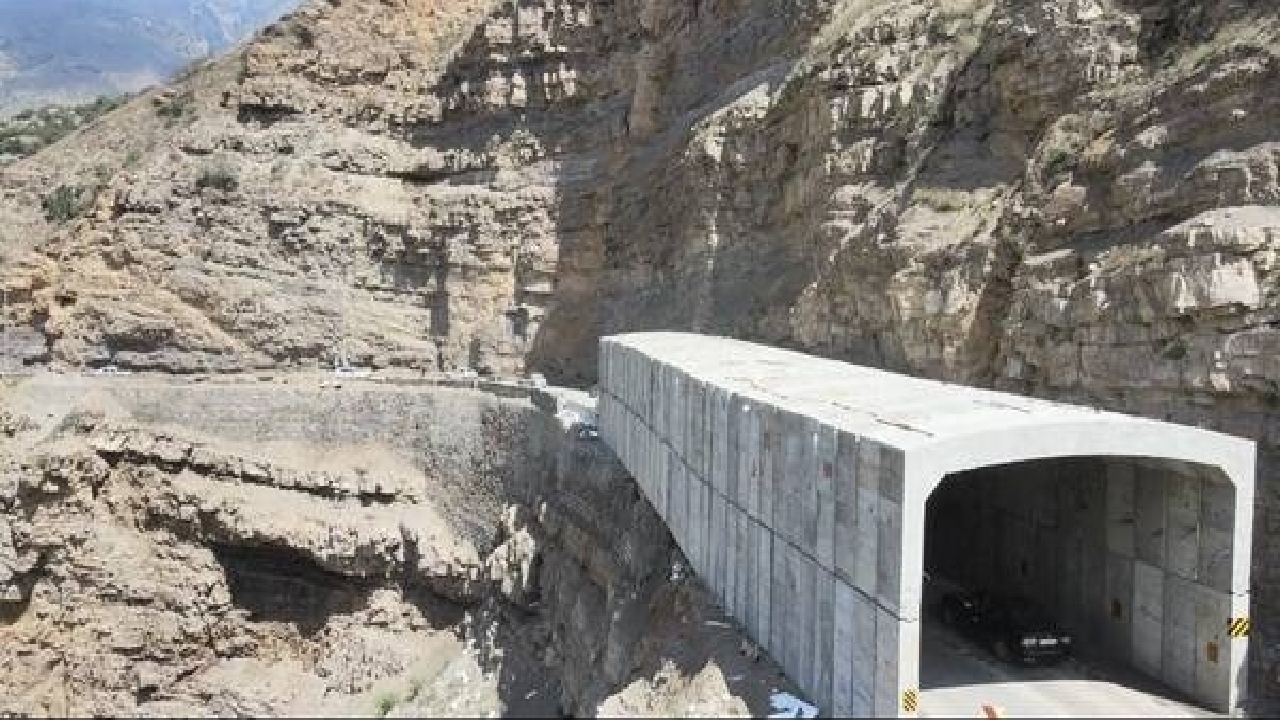 انسداد جاده چالوس از ۱۰ تا ۱۹ آذرماه