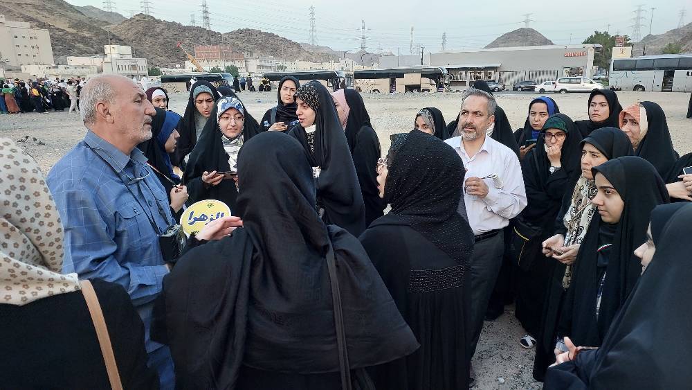 &zwnj;&zwnj;زیارت دوره عمره دانشجویی