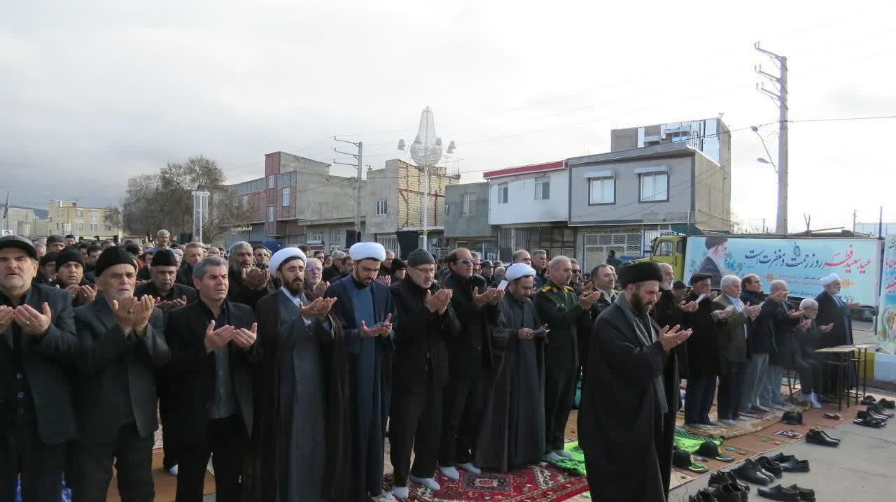 گوشه&zwnj;هایی از اقامه نماز عید سعیدفطر در شهر هریس