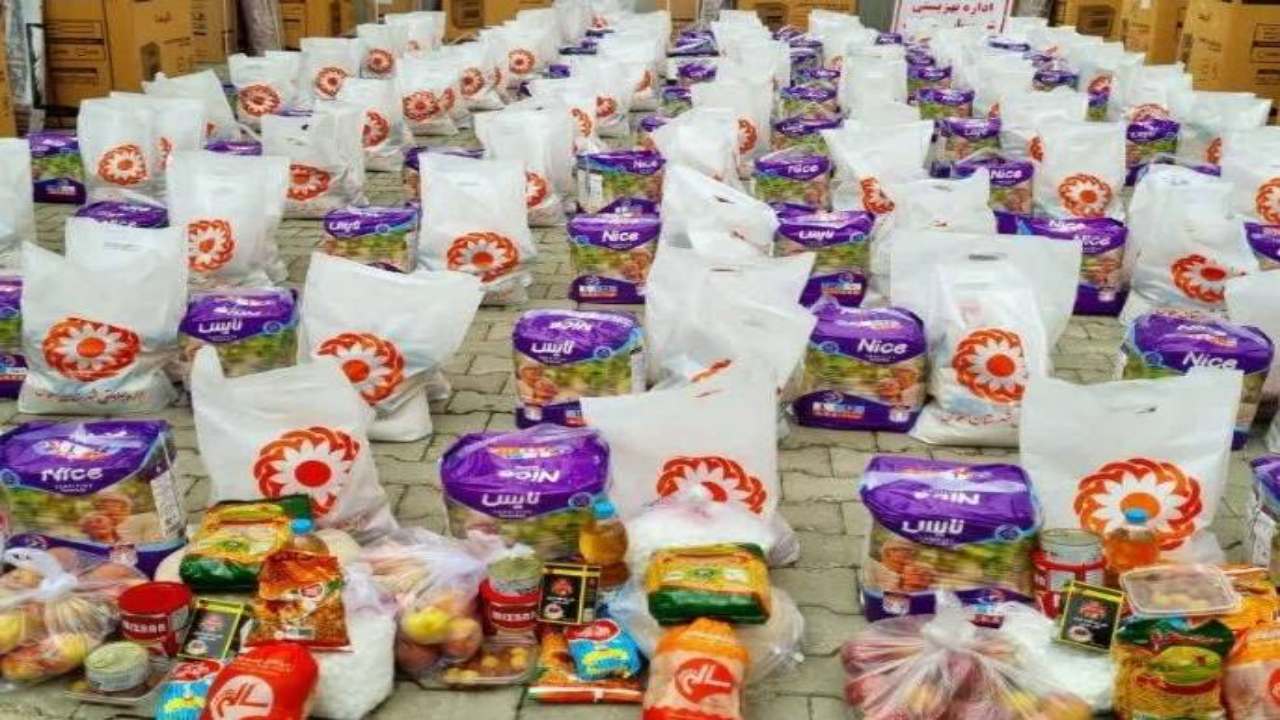 اهدای بیش از ۴ هزار بسته معیشتی از سوی خیران آذربایجان غربی به مددجویان تحت حمایت بهزیستی