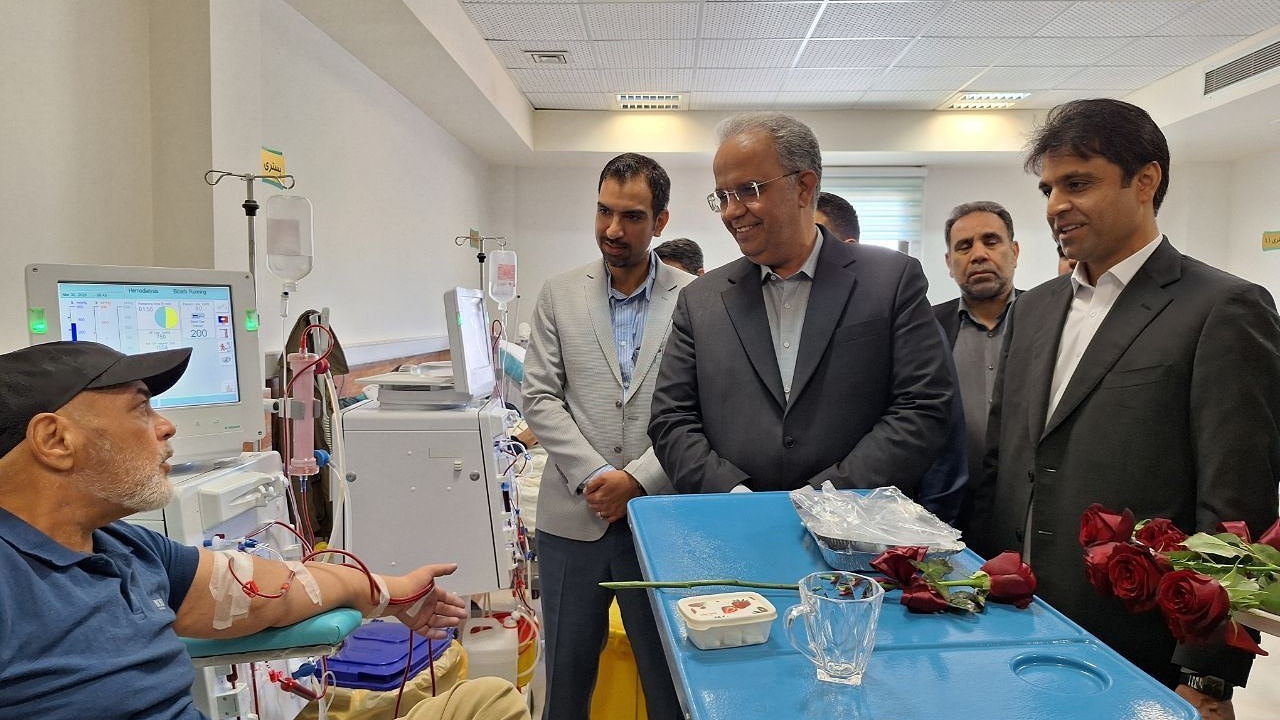 بهره‌برداری از ۲۰ تخت دیالیز پیشرفته در مرکز تخصصی ایثار زاهدان