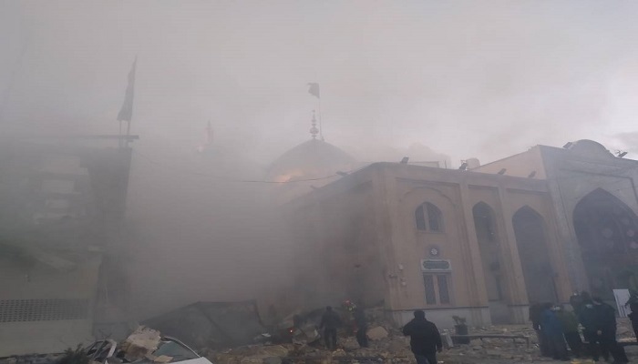 حمله دشمن به مجموعه حسینیه اعظم زنجان؛ ۴ نفر به شهادت رسیدند+ تصاویر