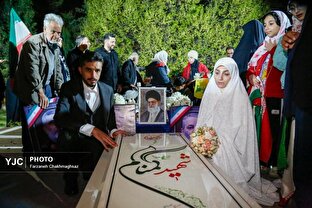 آغاز زندگی مشترک در تجمع شبانه شیراز