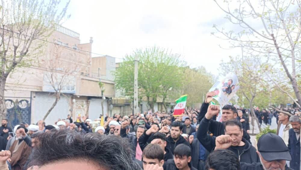 گزارش تصویری از مراسم تشییع شهدای محله ۱۳ آبان