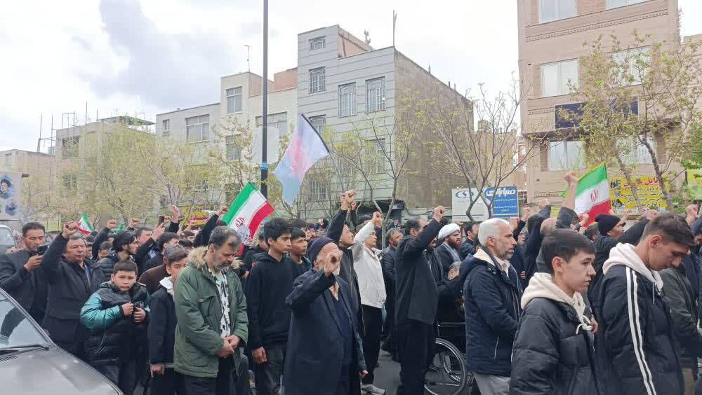 مراسم تشییع شهدای محله ۱۳ آبان