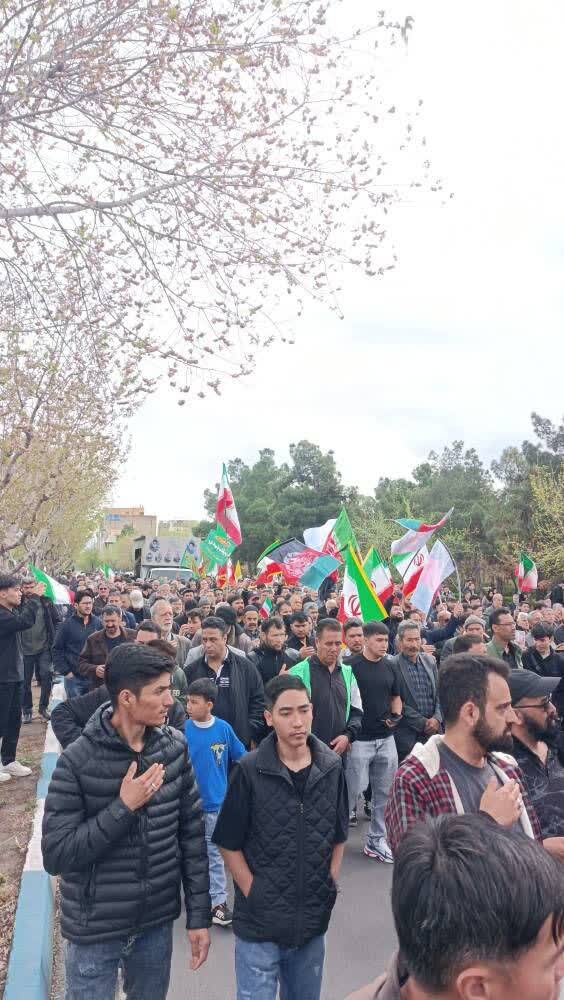 گزارش تصویری از مراسم تشییع شهدای محله ۱۳ آبان