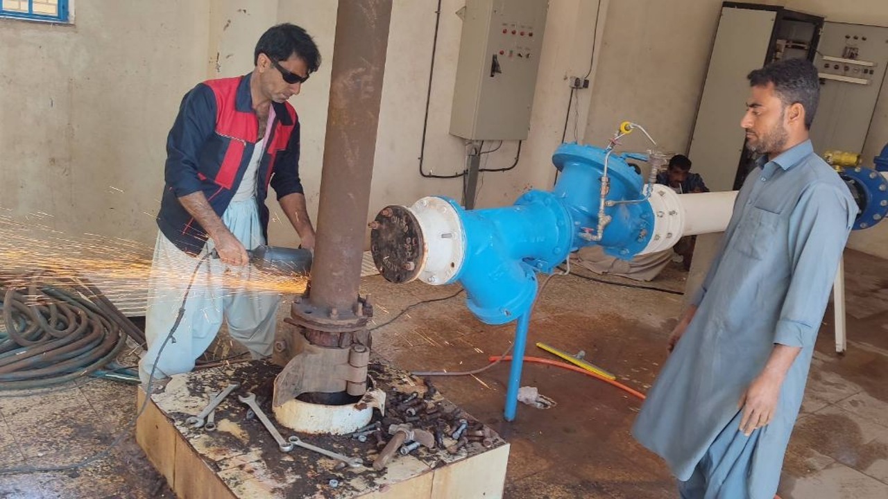 با هدف مدیریت تنش آبی ۱۵ هزار خانوار شهری/  ظرفیت تأمین آب شهر گلمورتی ۵۰ لیتر بر ثانیه افزایش یافت