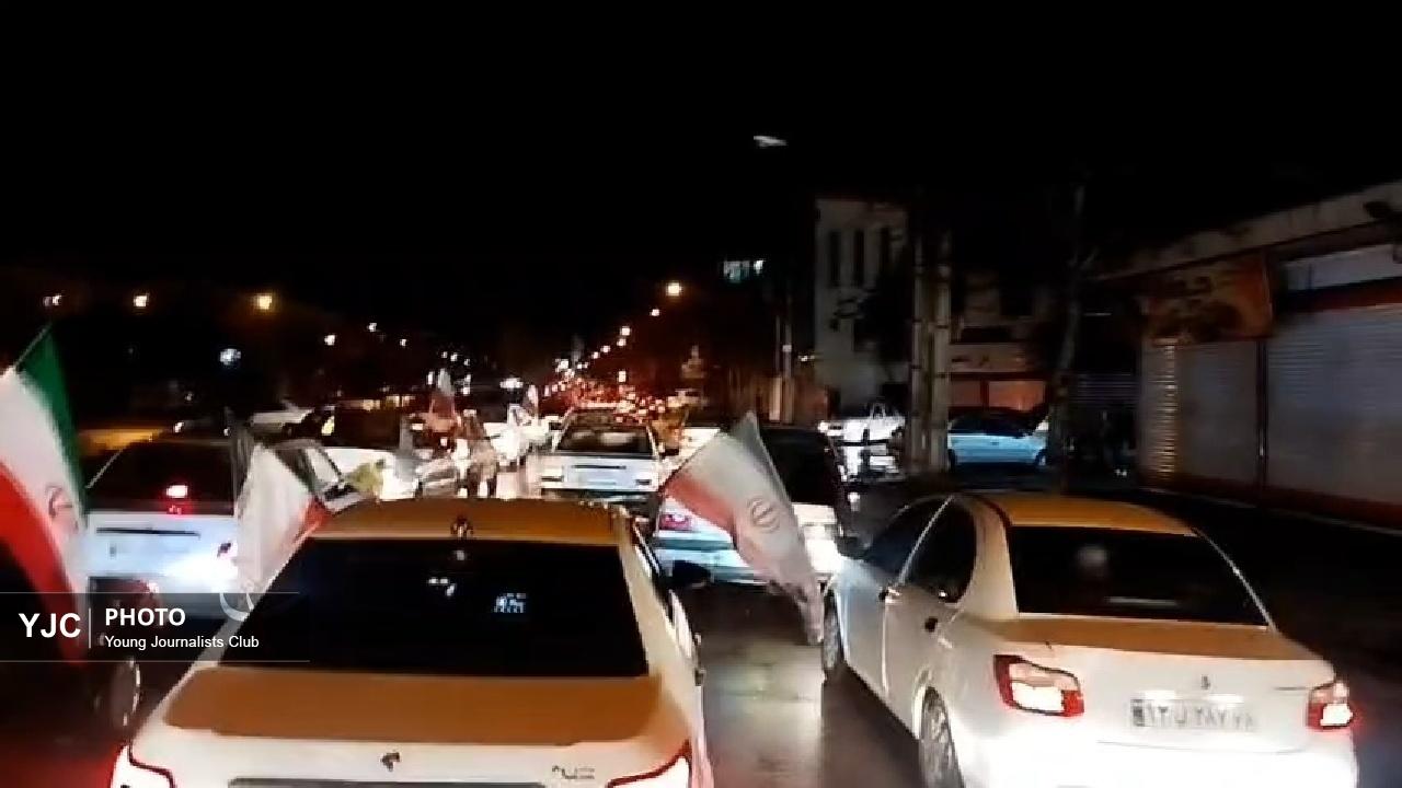 شکوه رژه خودرویی بروجردی‌ها در روز جمهوری اسلامی + فیلم
