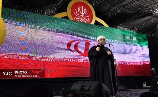 تداوم حضور حماسی مردم رشت  در میدان مقاومت + فیلم