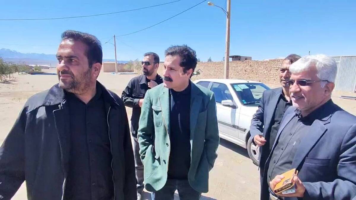 باشگاه خبرنگاران -بازدید معاون توسعه روستایی رئیس جمهور از دامداری‌های آسیب‌دیده شرق اصفهان